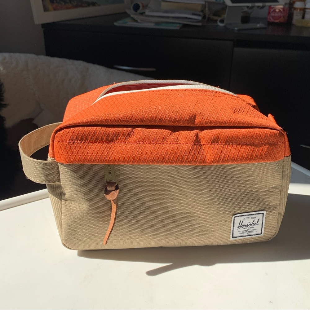 Herschel large makeup cosmetic toiletry travel bag